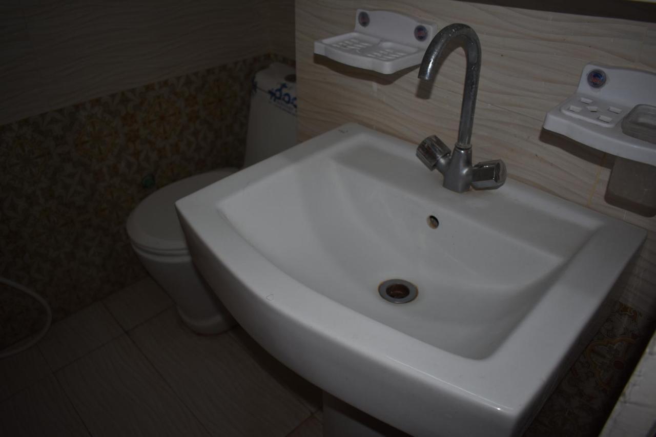 Hotel Kashmir Inn Rawalpindi Dış mekan fotoğraf